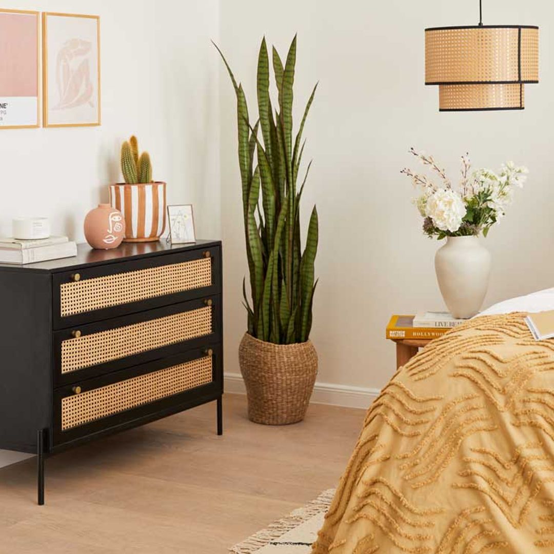 Pon una cómoda en tu habitación y presume de dormitorio organizado