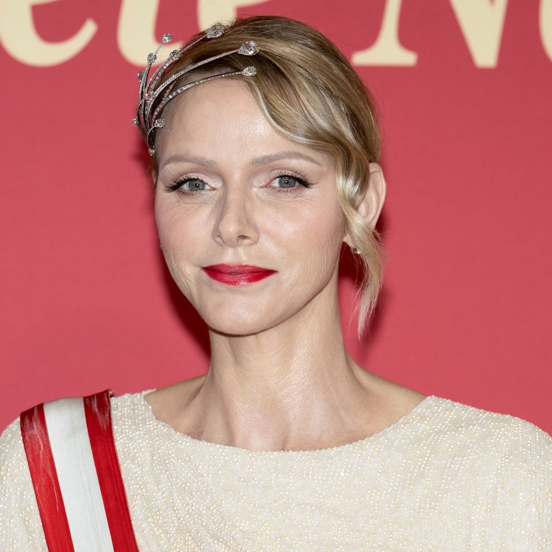 Charlene, con tiara por primera vez desde su boda en 2011: recupera la joya 'espuma de mar' en el Día Nacional de Mónaco