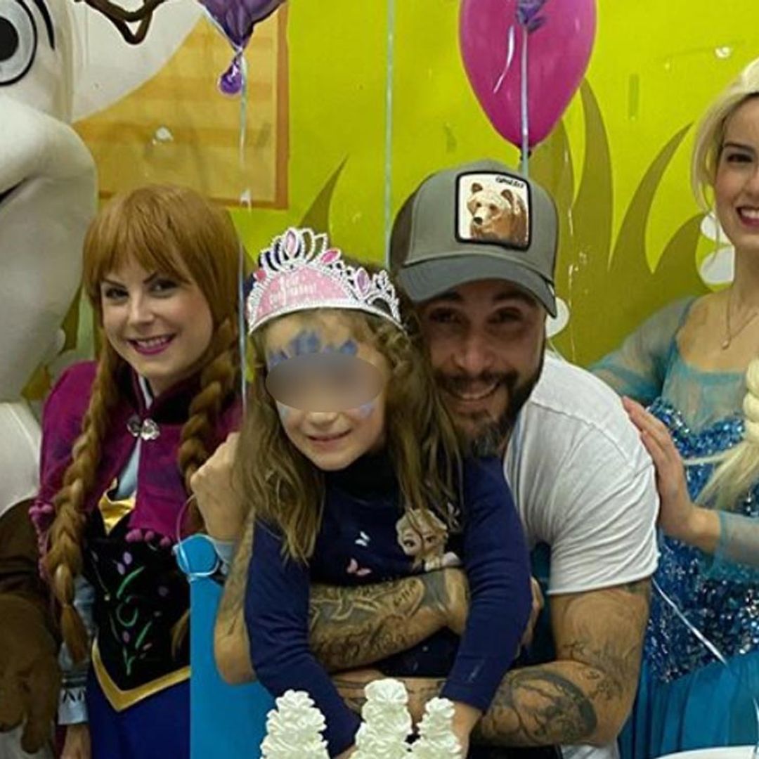 Ana Rivera, una pequeña princesa bailando en su cumpleaños con Elsa (de 'Frozen')