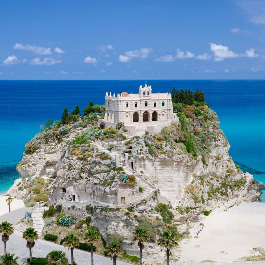 Santuario de Santa Maria dell Isola, Tropea, Calabria, Italia