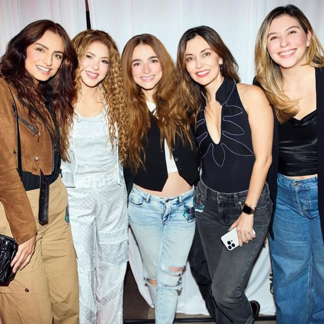 Aislinn Derbez y un grupo de amigas tuvieron la oportunidad de conocer a Shakira
