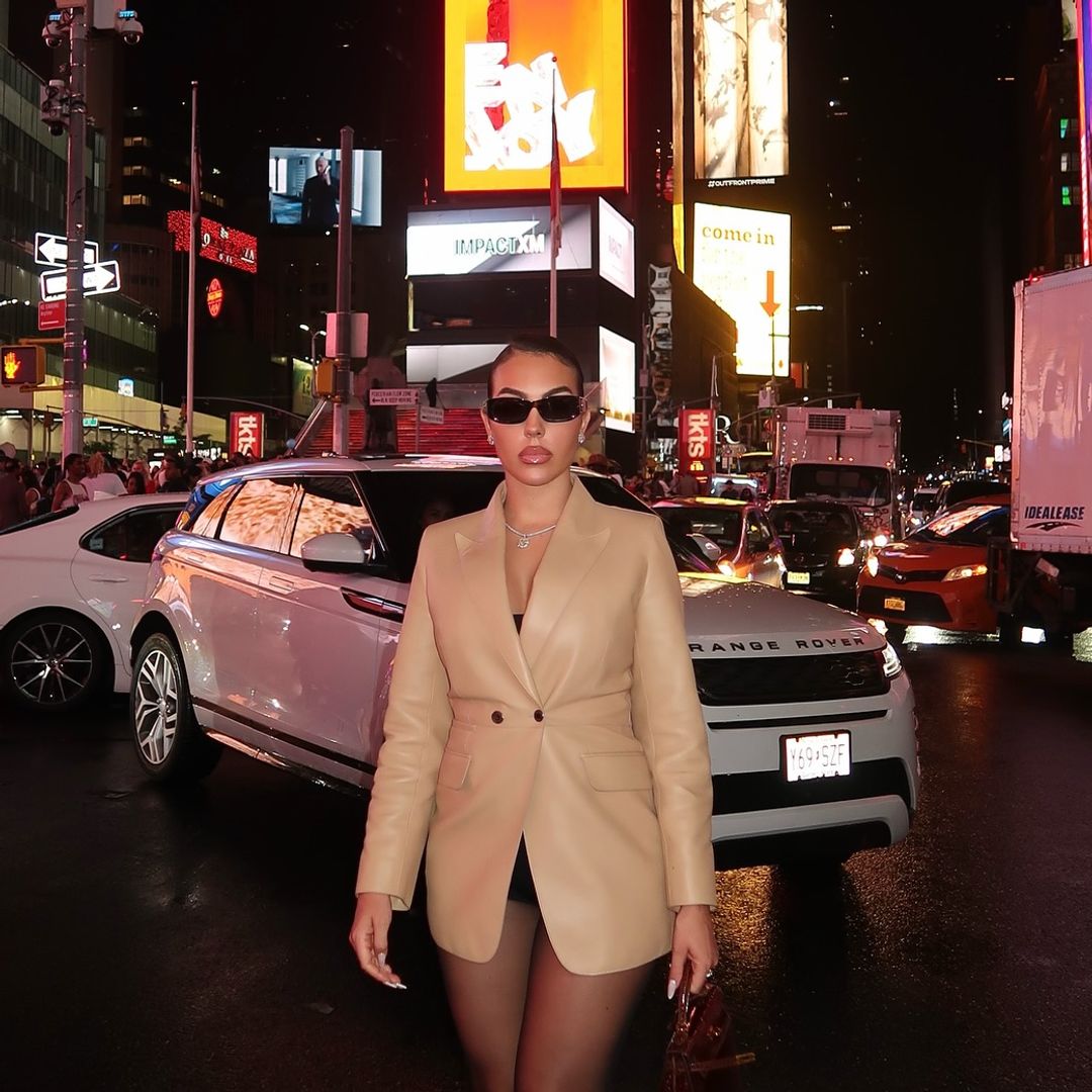 Georgina Rodríguez visita Nueva York con sus hijos previo a su debut en la MET Gala