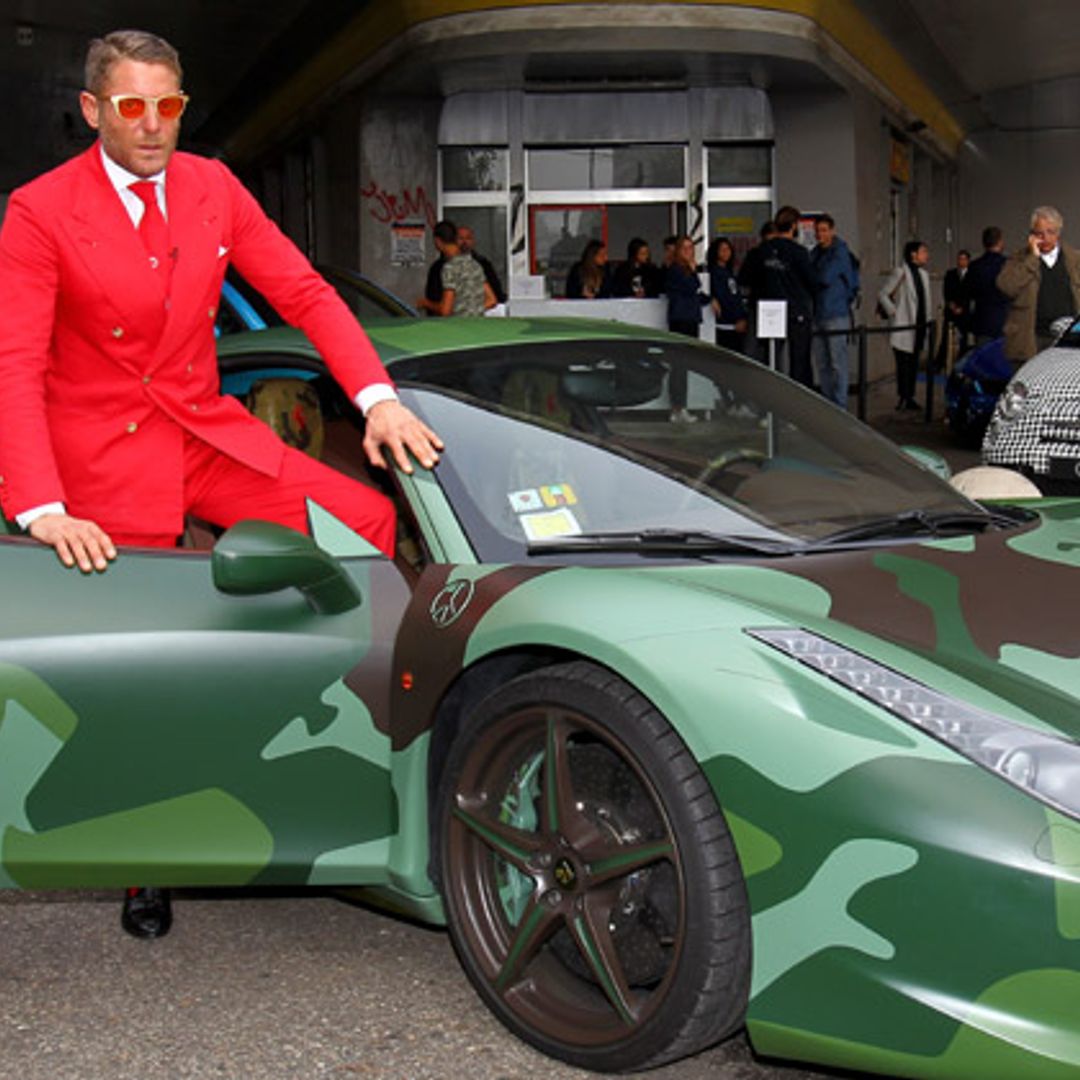 ¿Reconoces a la chica que posa para Lapo Elkann? HOLA.com la vio primero
