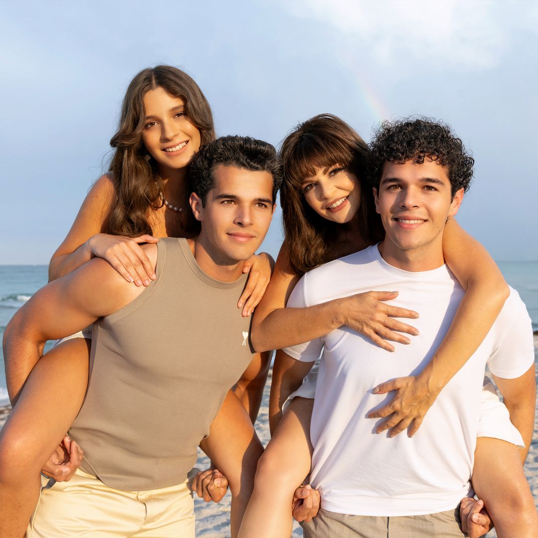 Itatí Cantoral posa en la playa con sus tres hijos y se sincera: ‘Son mi fuerza, mis ganas de vivir’