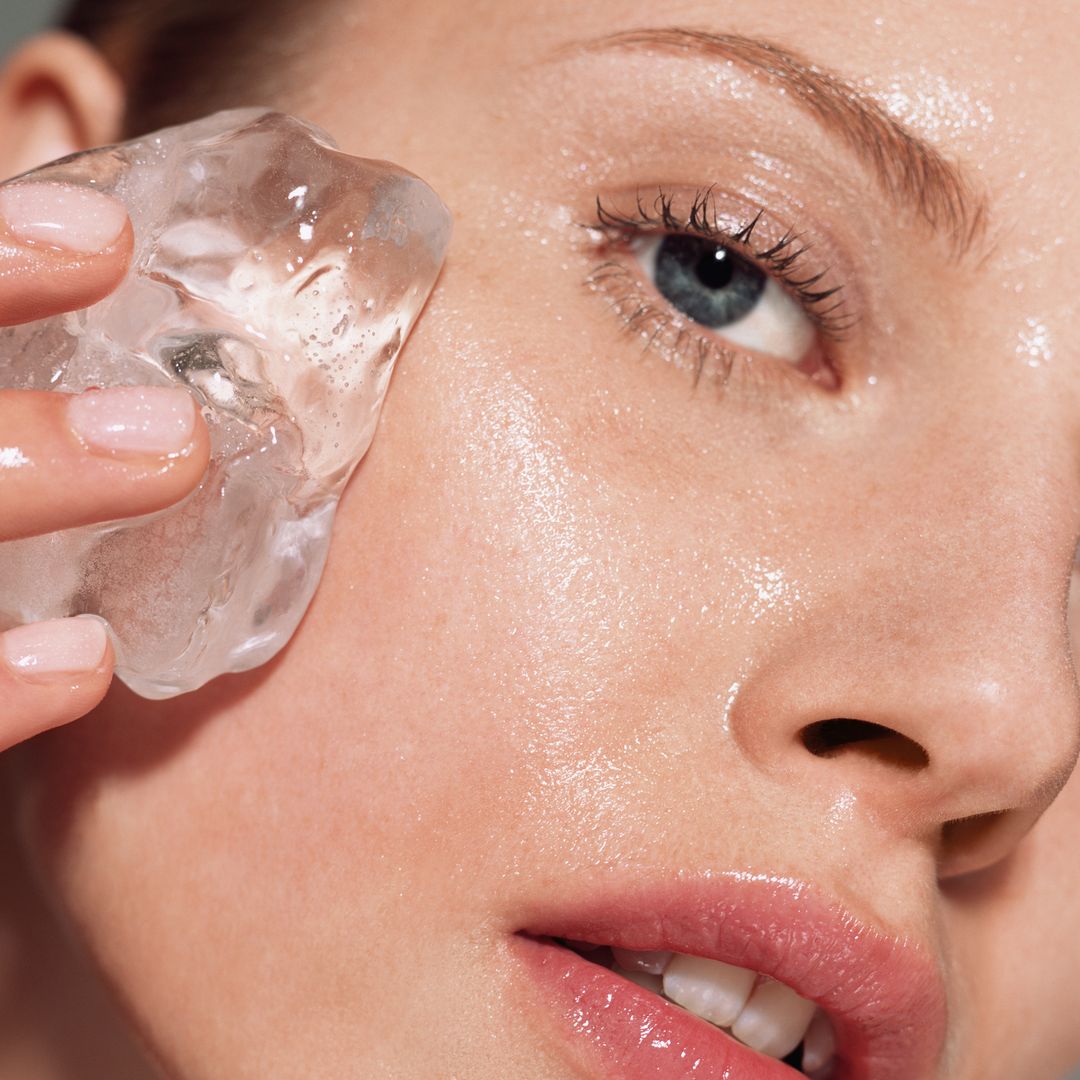Claudia Sánchez, farmaceútica: "El skin icing utiliza el hielo para reducir la hinchazón facial, las bolsas y la sensación de congestión"