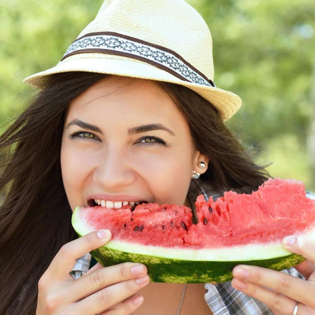 ¿Cuáles son las frutas más hidratantes que no pueden faltar en tu dieta?
