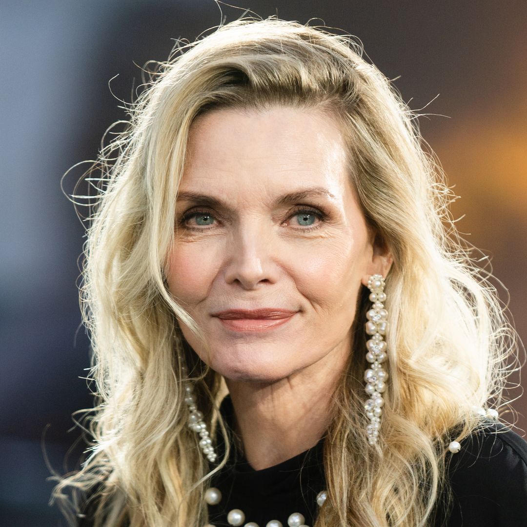 Michelle Pfeiffer habla del rodaje más salvaje de su carrera: sin baño, agua corriente ni aire acondicionado