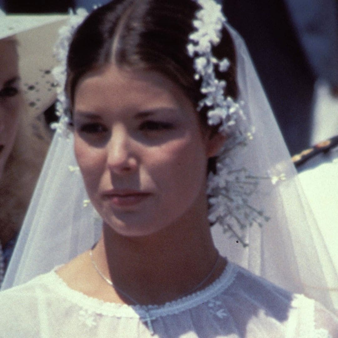 De Carolina de Mónaco a Carmen Ordoñez: los tocados de novia más icónicos