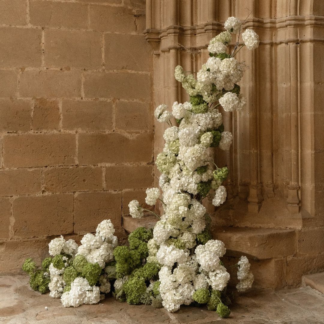 De la boca de dragón a las dalias: las flores que aportan un toque inesperado a las bodas de otoño y hacen que cada rincón sea especial