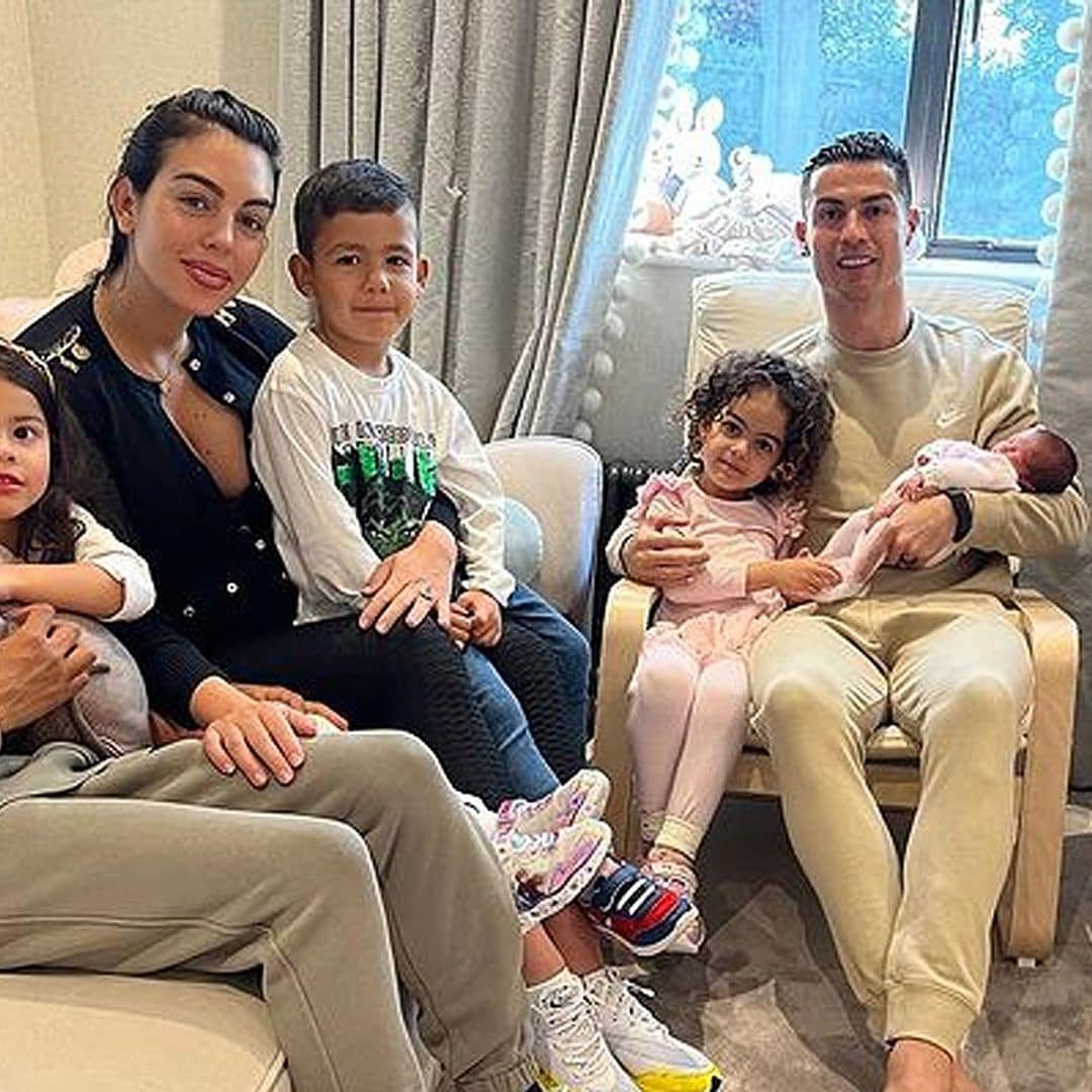 ¿A quién se parece Esmeralda, la hija de Georgina Rodríguez y Cristiano Ronaldo? Sus fans lo tienen claro