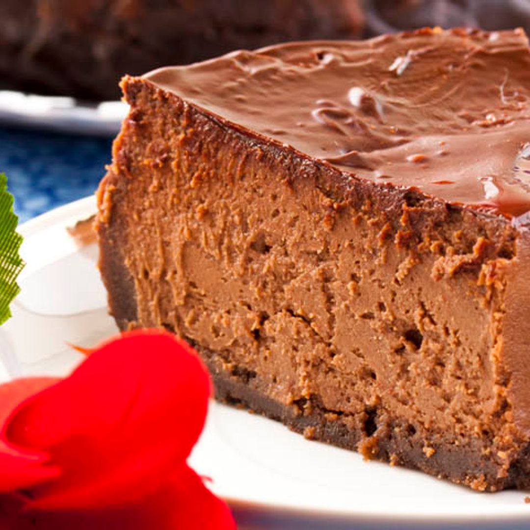 Un postre para 'derretirse': Tarta de queso con chocolate