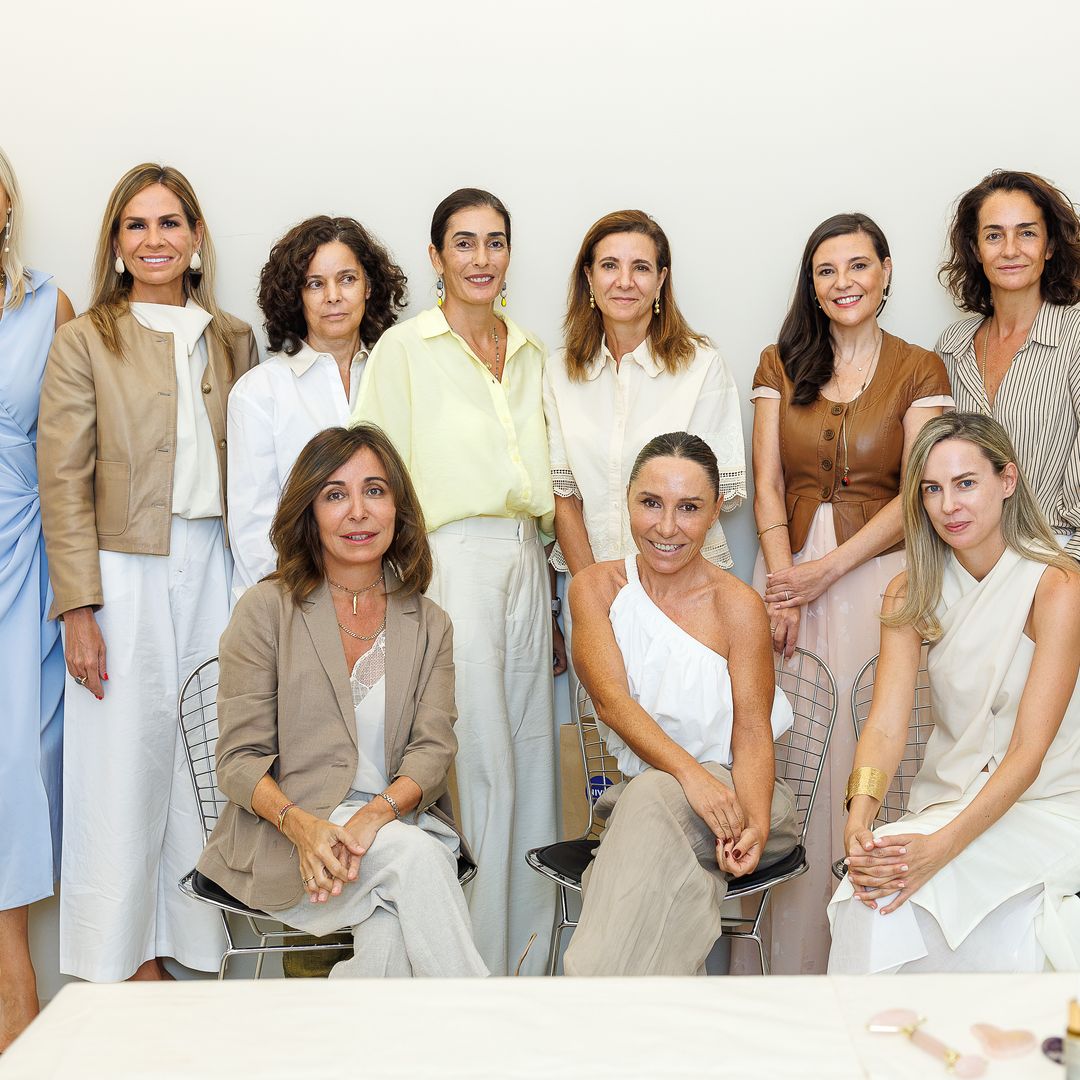 De la ciencia a tu piel: ¡HOLA! y NIVEA exploran las claves del skincare a partir de los 50 y las técnicas de automasaje facial