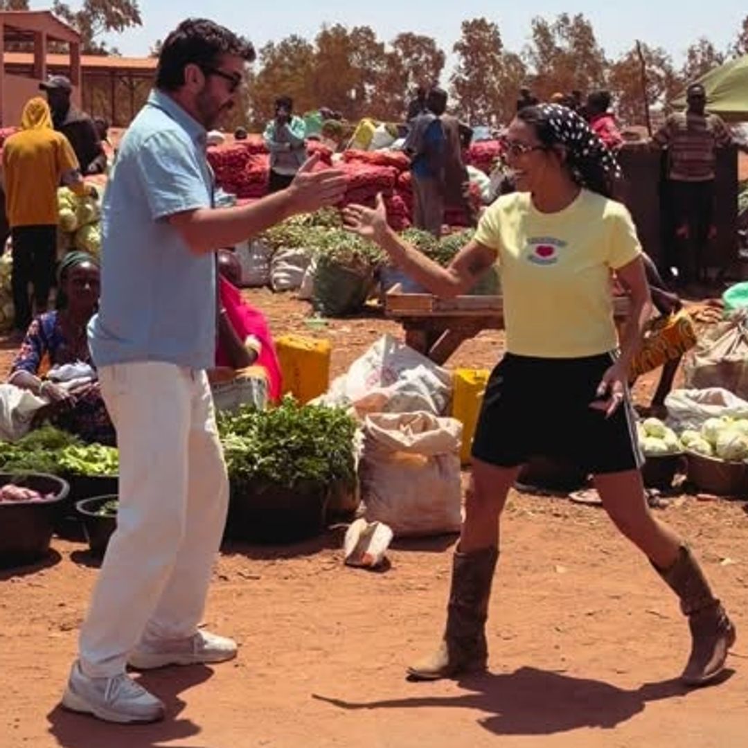 ⁠El divertido baile de Arturo Valls y Lorena Castell durante su viaje en Senegal: “¿Será verdad...?"