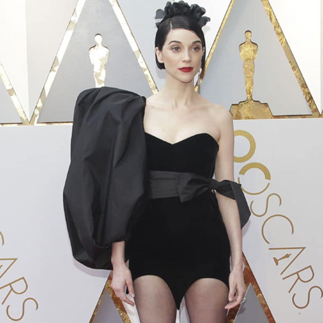 Esto es lo que ocurre cuando St. Vincent se viste de Saint Laurent y Carlota Casiraghi