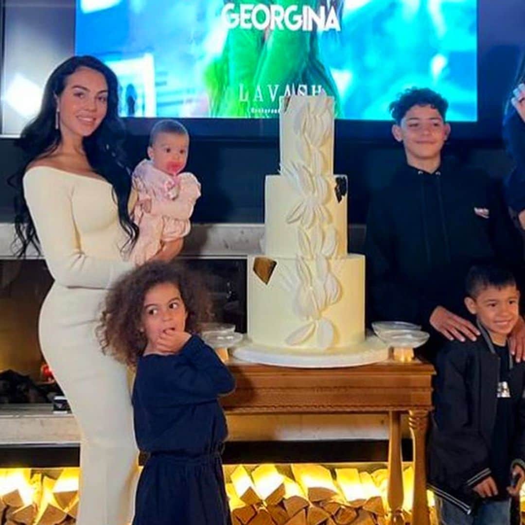 Georgina Rodríguez celebra sus 29 años con una mariposa XL, menú personalizado y la curiosidad de Bella Esmeralda