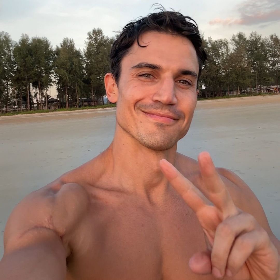 El gran momento de Álex González, con nuevo proyecto, más en forma que nunca y enamoradísimo