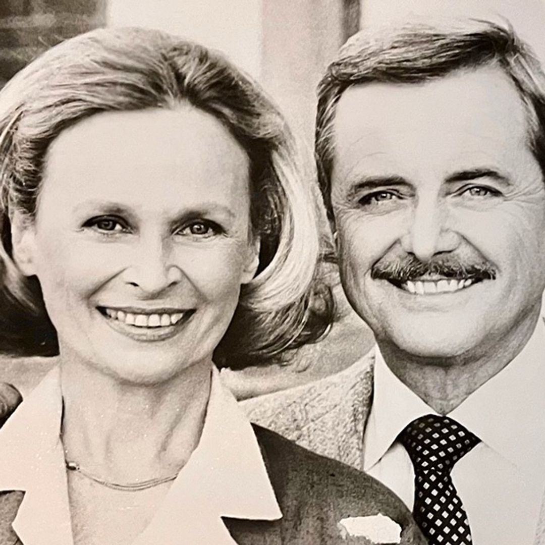 Una legendaria pareja de la televisión celebra su histórico 75 aniversario de bodas con una foto inédita y los fans no dan crédito
