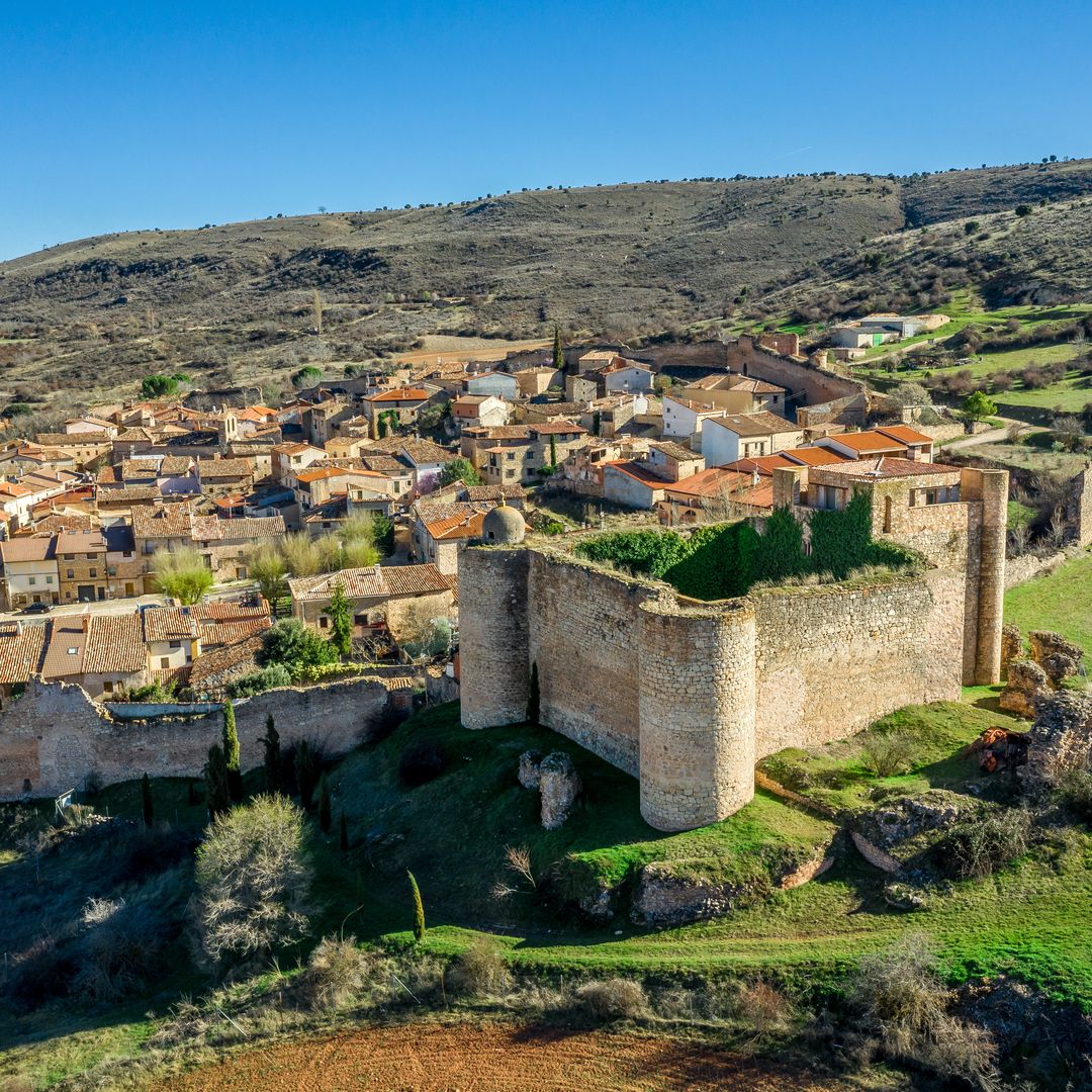 La desconocida villa amurallada de Guadalajara donde sus trigos ancestrales conquistan a los chefs con estrella Michelin de Sigüenza