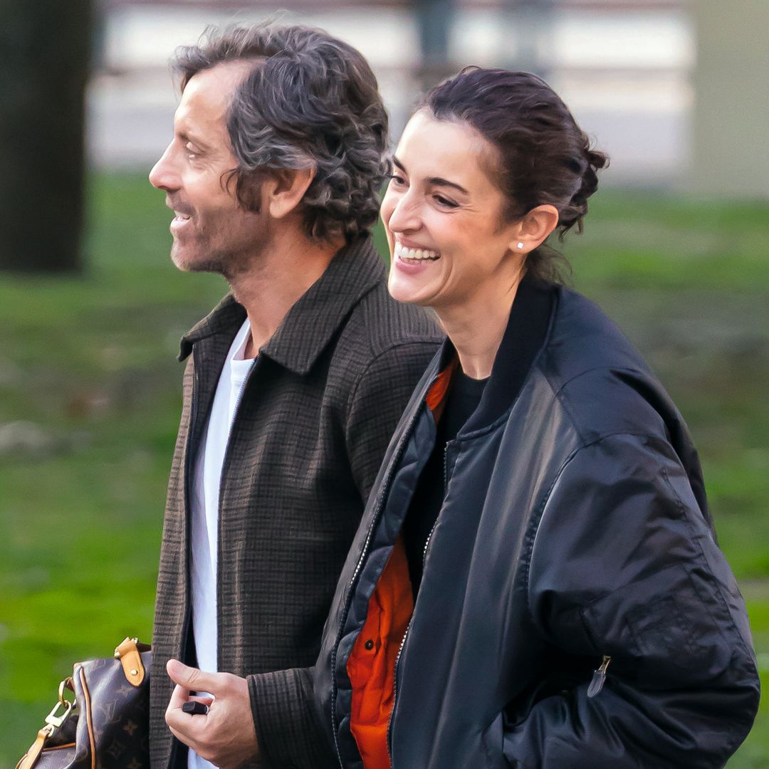 Blanca Romero y Quique Sánchez Flores dan un paseo romántico por Madrid y zanjan los rumores de su ruptura