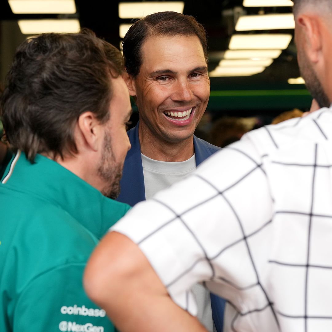 La imagen de Fernando Alonso con Rafa Nadal y Johh Rahm en la Formula 1 de Miami que se ha hecho viral