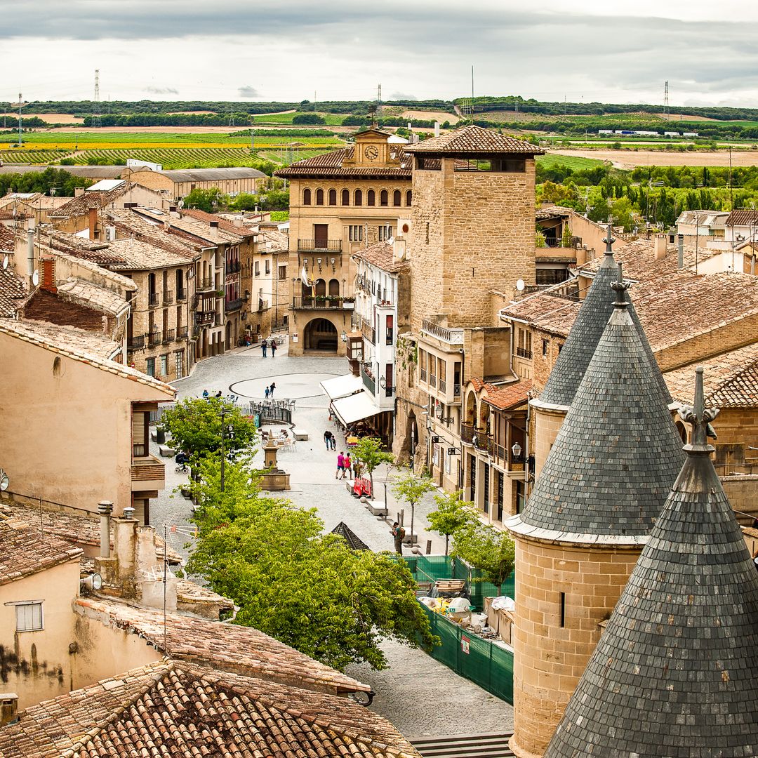 Plaza de Carlos III, Olite, Navarra