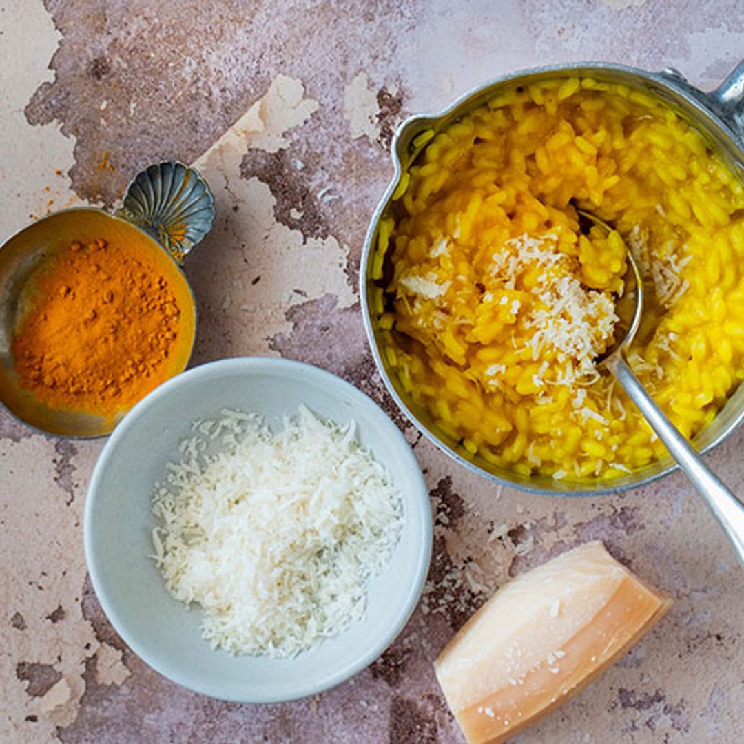 Risotto de cúrcuma y Parmesano