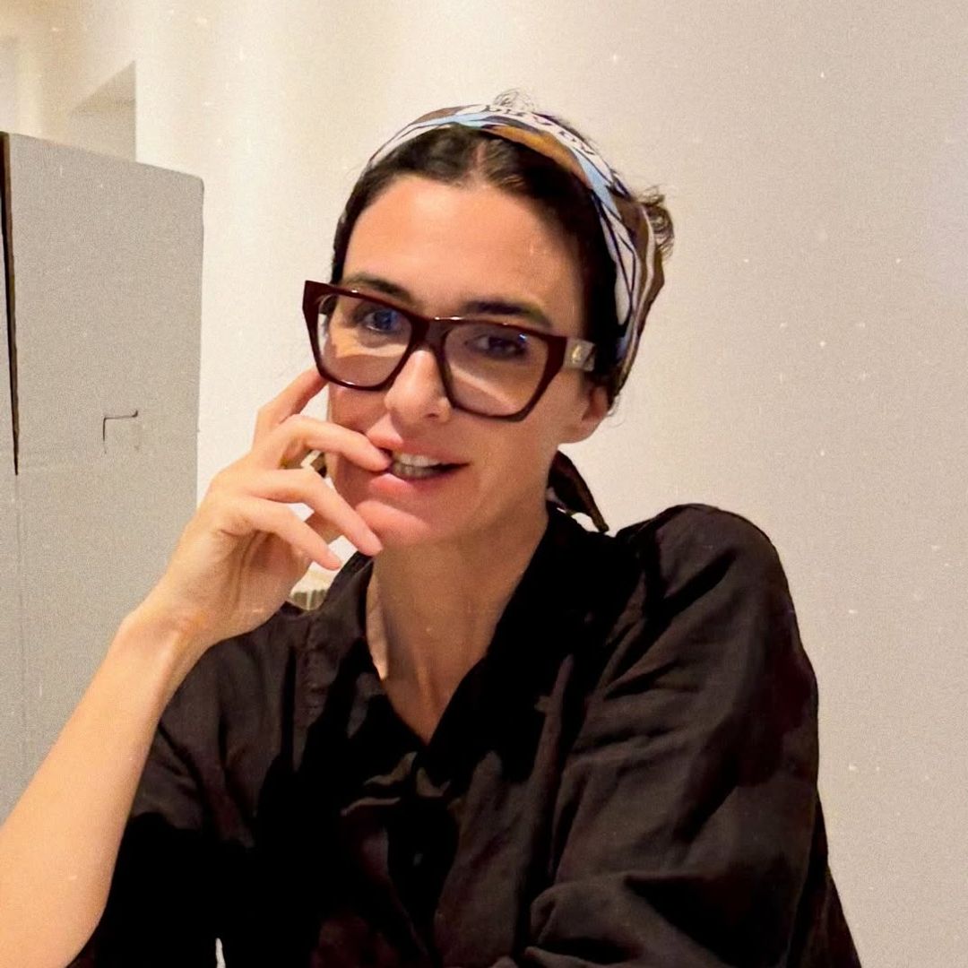 Paz Vega, las fotos del gran cambio de su verano: la mudanza a su nueva casa con el apoyo de sus hijos