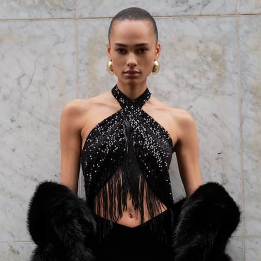 Zara se inspira en Cher para lanzar el mono que triunfará en las próximas fiestas