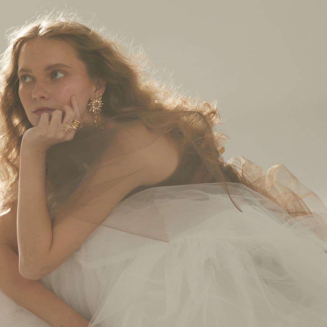 Son noticia en FASHION: looks de invitada exclusivos, joyas 'vintage' y bolsos 'made in Spain'