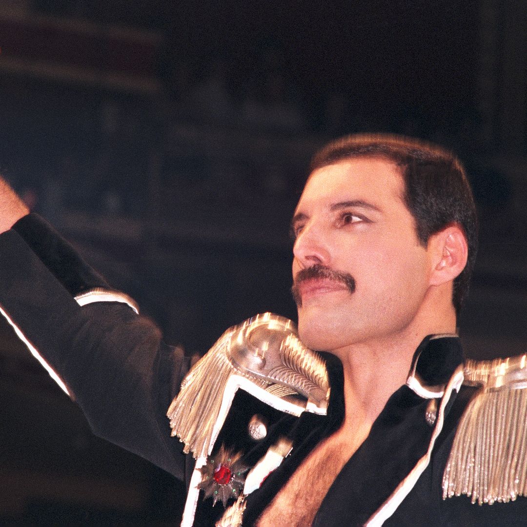Muere a los 48 años la hija secreta de Freddie Mercury, 4 meses después de revelarse su existencia