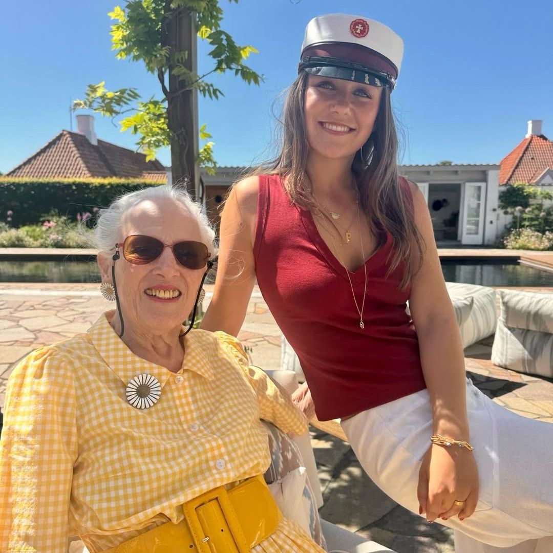 El inesperado plan de Isabella de Dinamarca tras graduarse: un almuerzo privado con su abuela, la reina Margarita, lejos de los focos