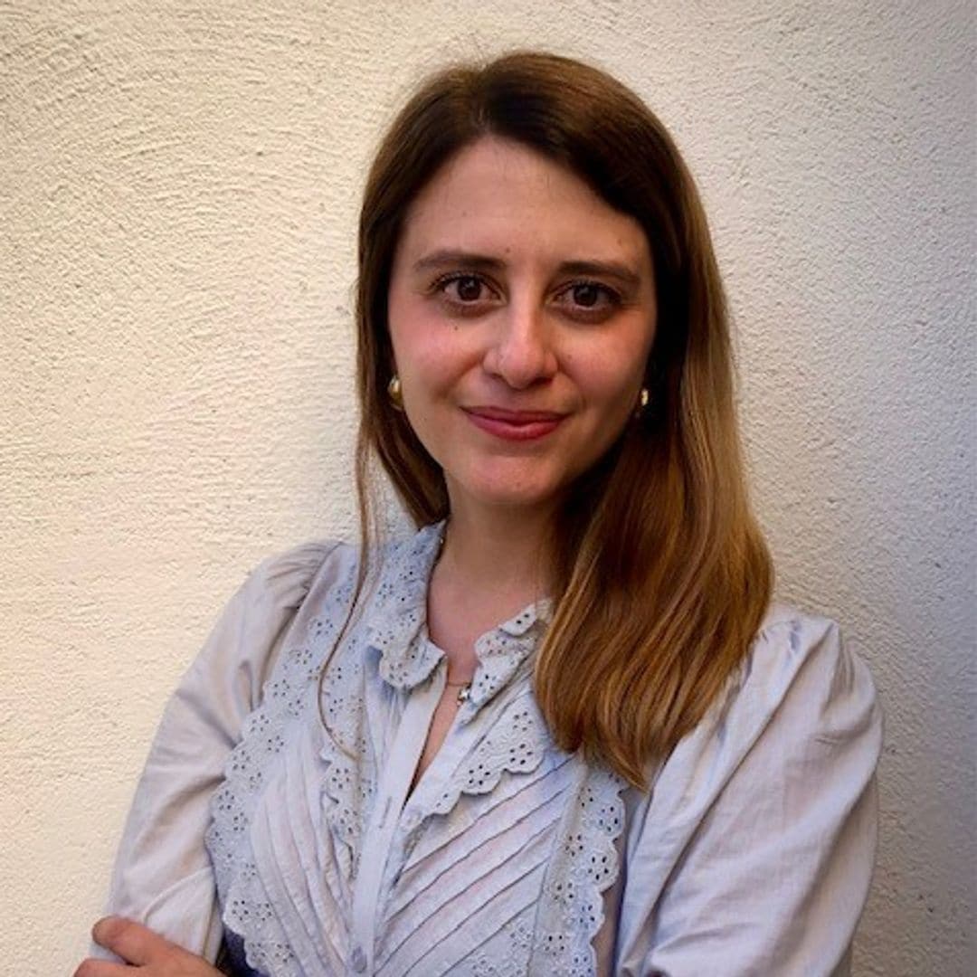 La psicóloga Carmen de Castro revela por qué los problemas económicos "no deben compartirse con niños y adolescentes"