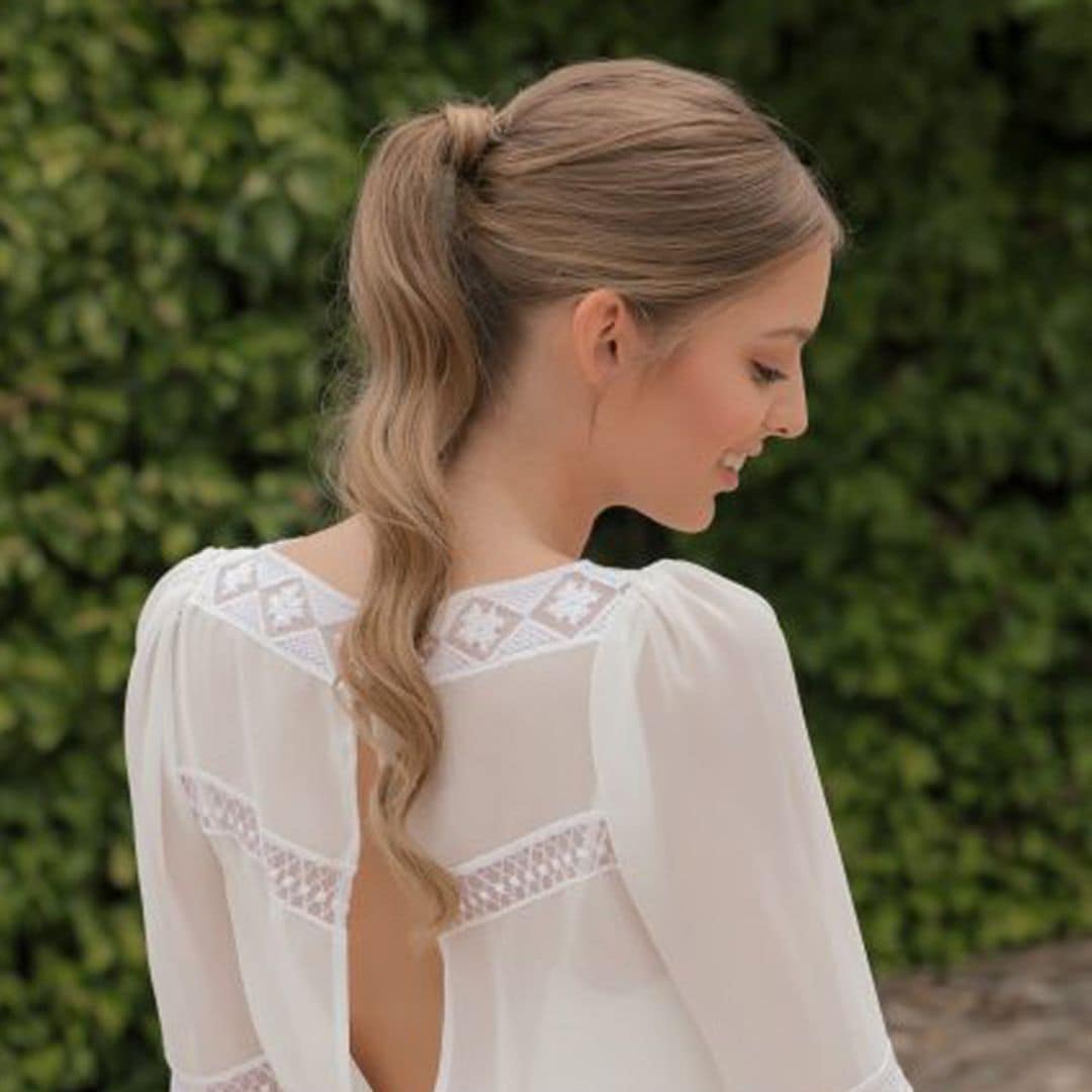 Del liso al rizado, hay un peinado de novia tendencia para ti