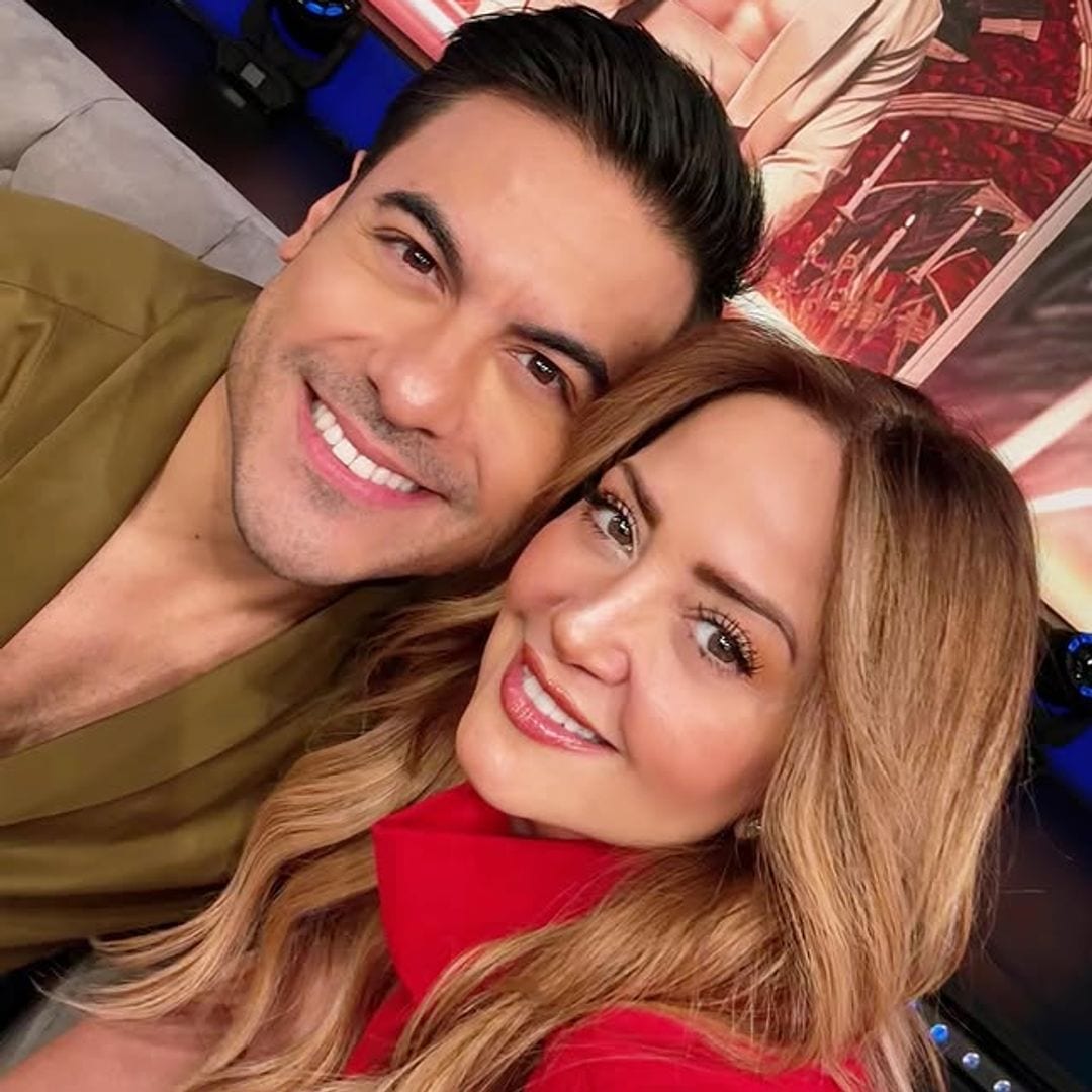 Carlos Rivera y Andrea Legarreta