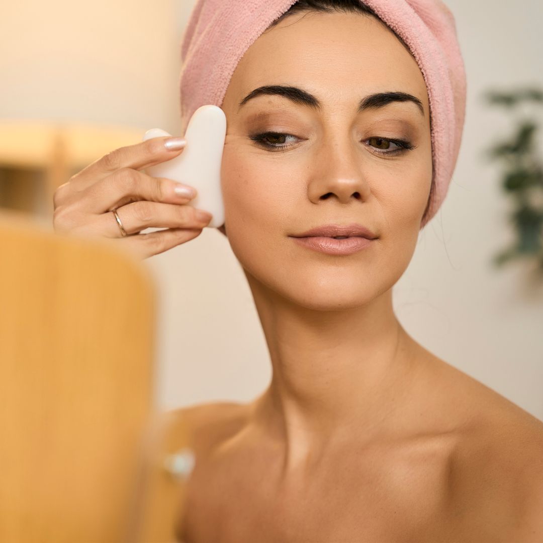 Si notas esto cuando te haces un masaje facial con Gua Sha es porque cometes este error