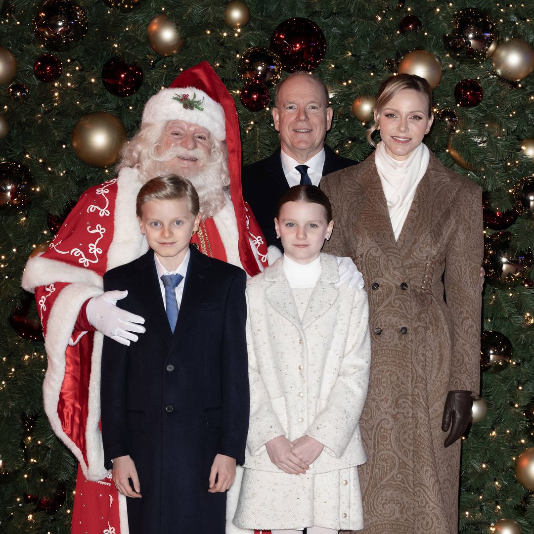 Charlène, el príncipe Alberto y sus hijos: así han encendido los gemelos Jacques y Gabriella las luces de Navidad de Montecarlo