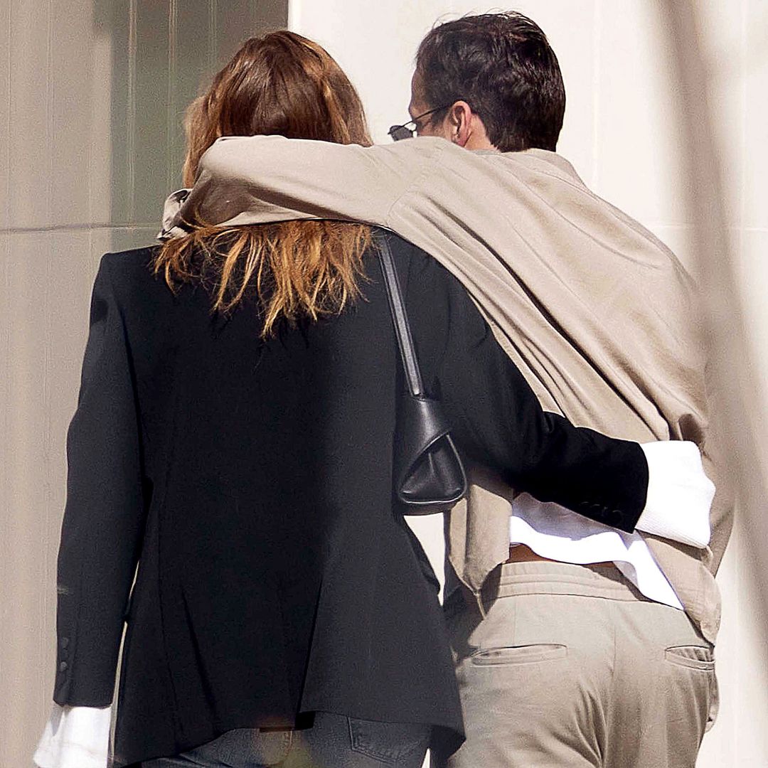 Chiara se muestra cariñosa junto a José, su nuevo romance