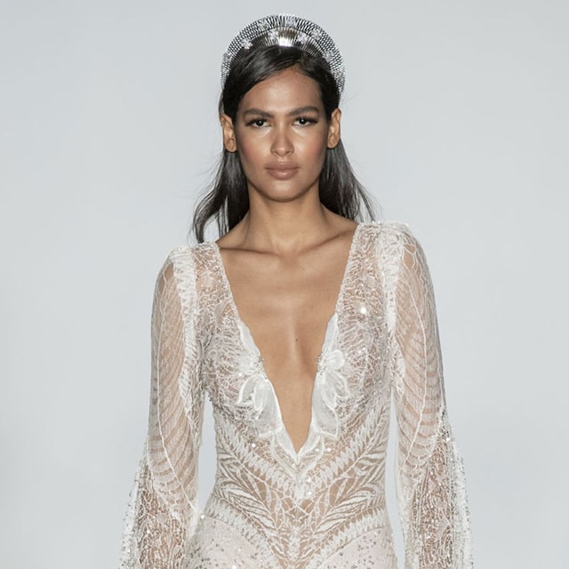 inbal drorlooks1t