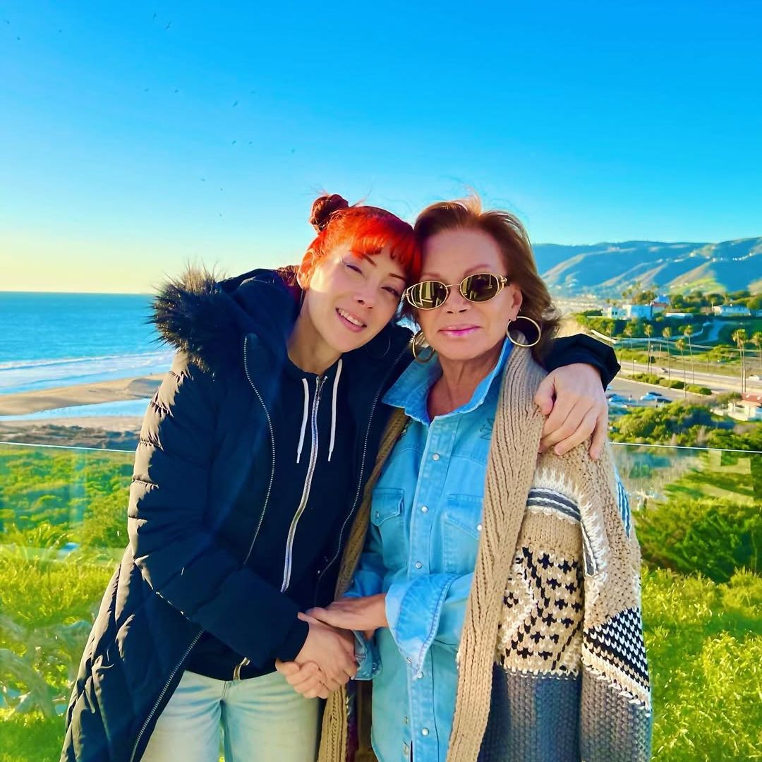 Descubrimos a Ivana, la hija artista de Paloma San Basilio: de la sombra de su madre al éxito en Estados Unidos