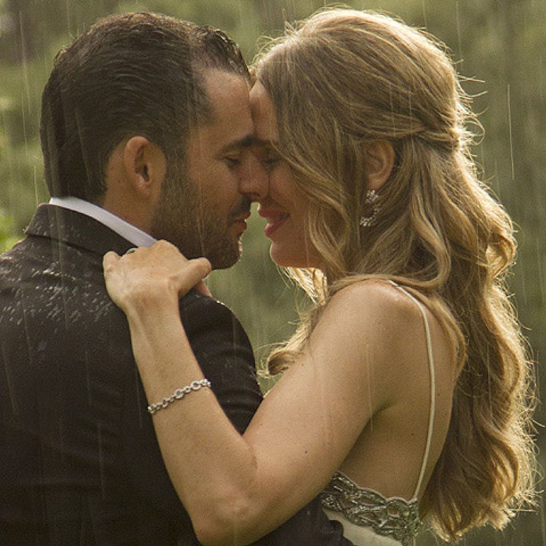 Primicia: Carola Baleztena y Emiliano Suárez, las románticas imágenes de la ceremonia de su compromiso matrimonial