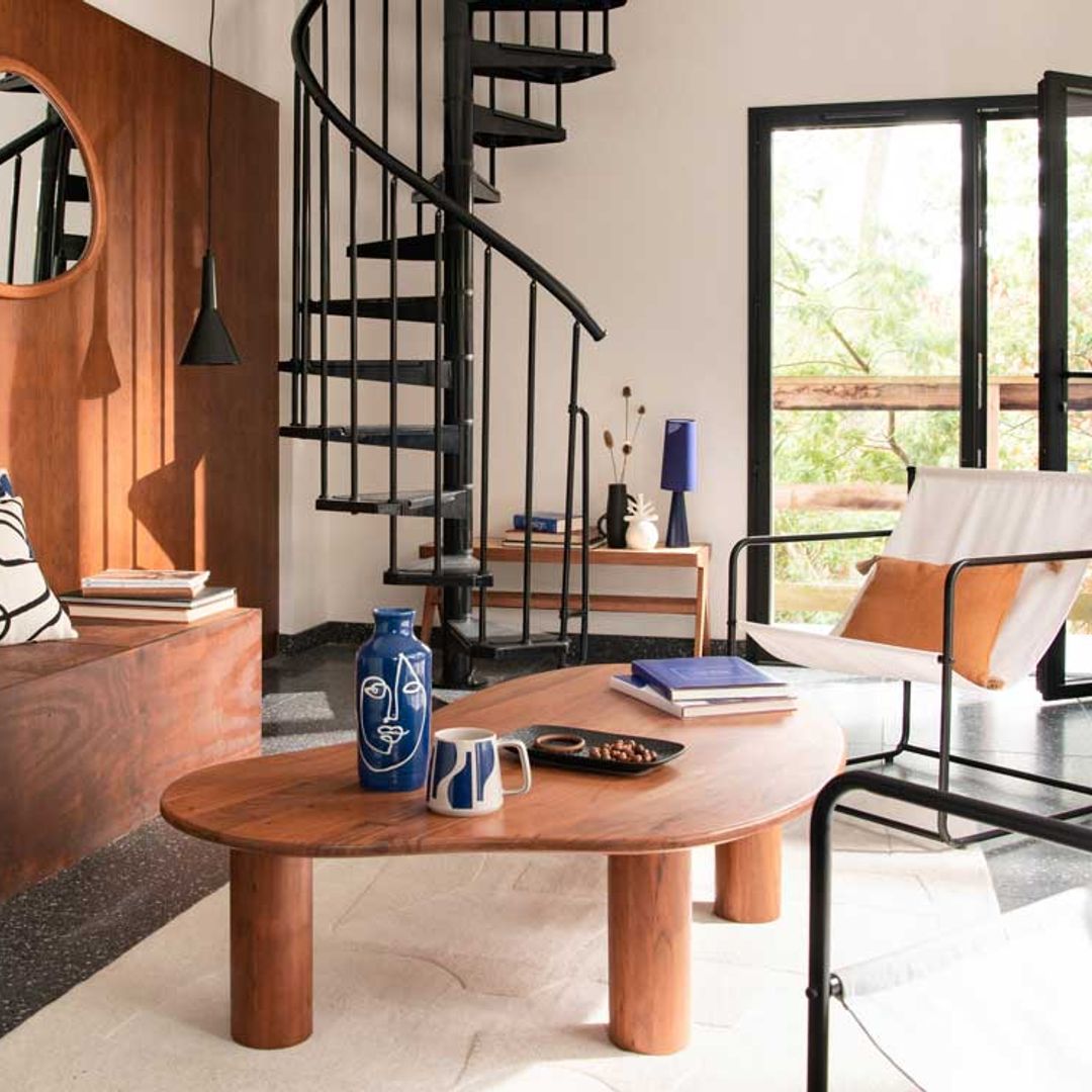 Dónde y cómo incorporar un banco a la decoración de tu casa