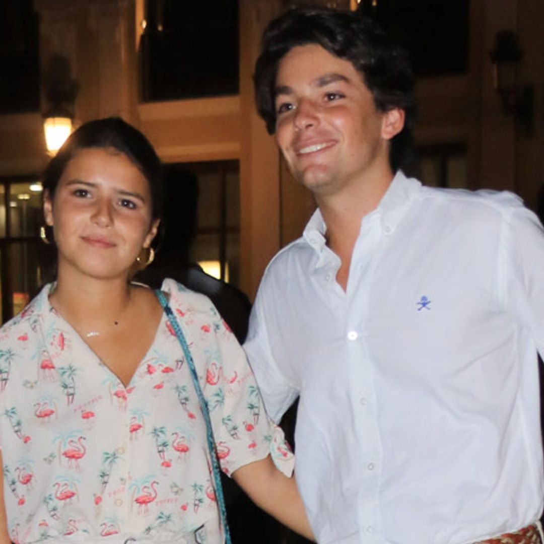Cayetana Rivera posa por primera vez con su novio