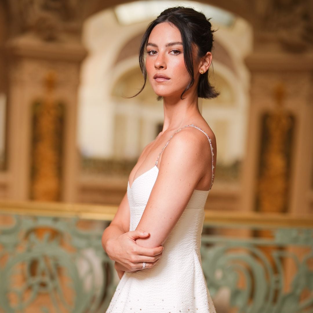 El estilo de Gracie Abrams, la cantante y embajadora del lujo que actúa en el Mad Cool de Madrid