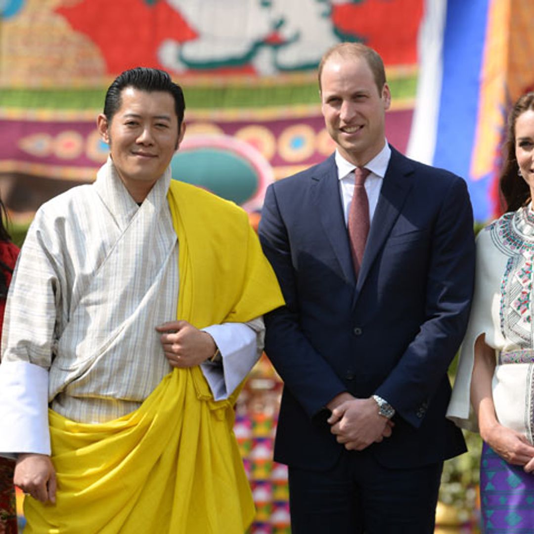 El esperado encuentro de los Duques de Cambridge con los 'Guillermo y Catherine del Himalaya'