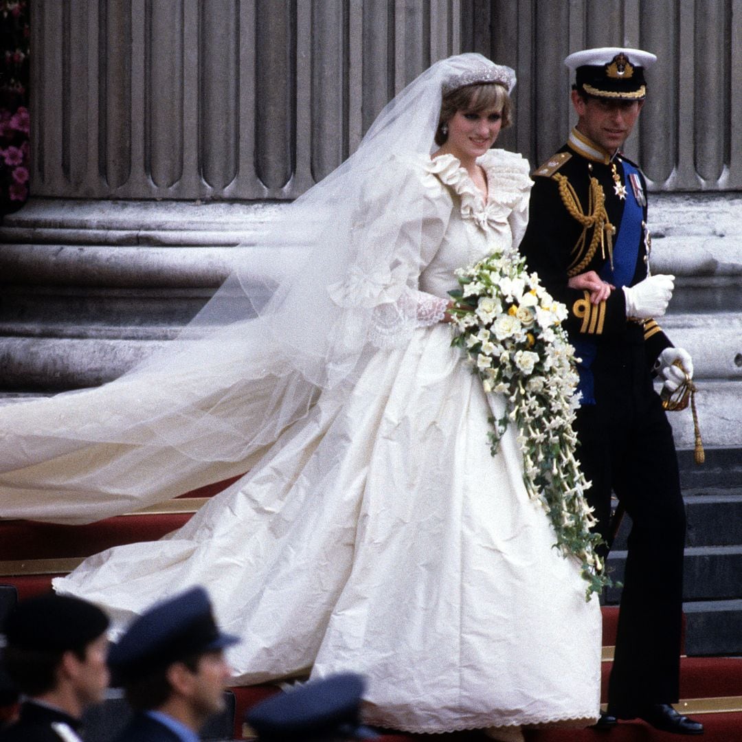 Por qué los ramos de novia blancos nunca pasan (ni pasarán) de moda