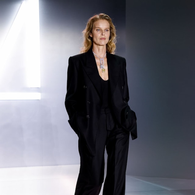  Eva Herzigová en el desfile de Messika