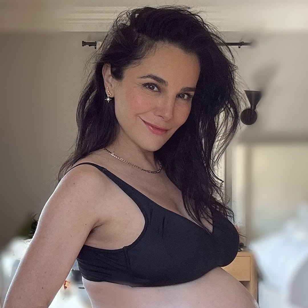 Martha Higareda presume su pancita de embarazo y explica por qué está en su versión más fit