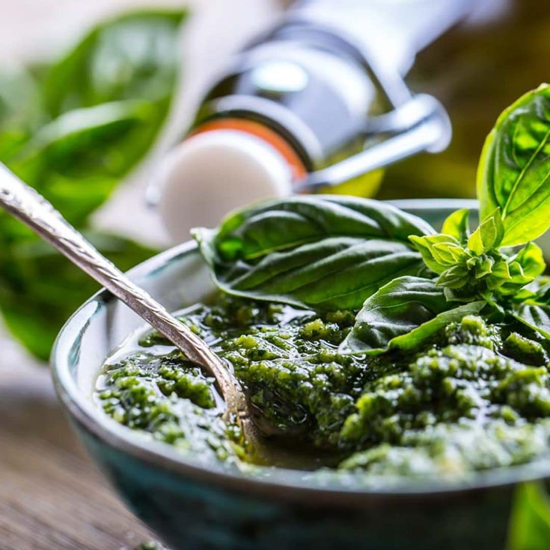 10 recetas fáciles con albahaca, aprovecha todos sus beneficios saludables
