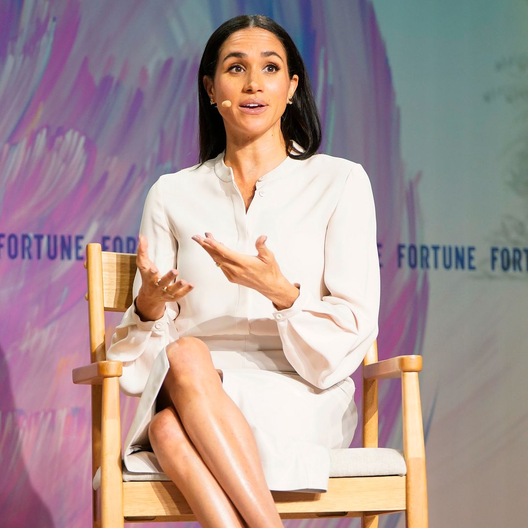 Meghan Markle, elegante y cañera en Washington con una nueva falda de cuero que enamoraría a la reina Letizia