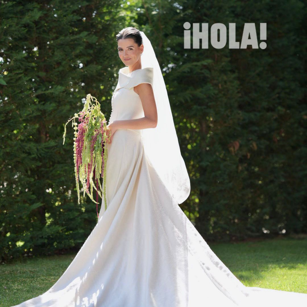 El vestido sin mangas efecto "falso abrigo" de Ana de Miguel en Segovia